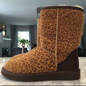 UGG Classic Short Rosette Leopard Print Boots 7